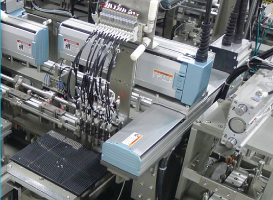 精密機(jī)械加工廠，小批量生產(chǎn)，但加工精度高