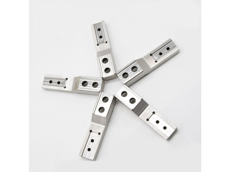 CNC精密零件生產(chǎn)